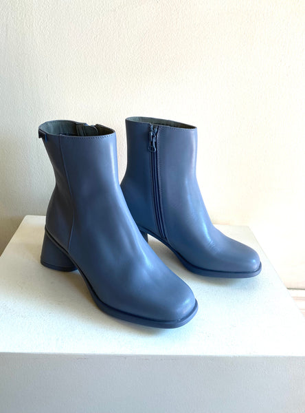 Camper - Zip-Up Boot in Grey Blue Leather