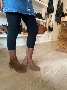 El Naturalista - Heeled Boots in Chocolate Leather