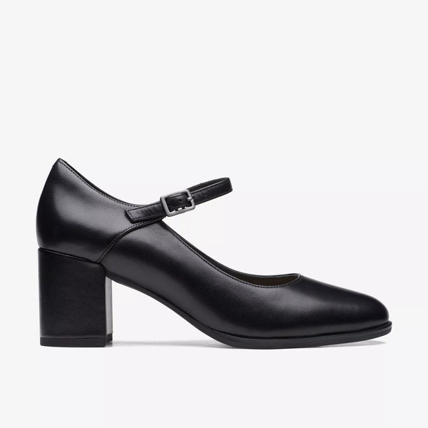 Clarks - Heeled Mary Janes in Black Leather