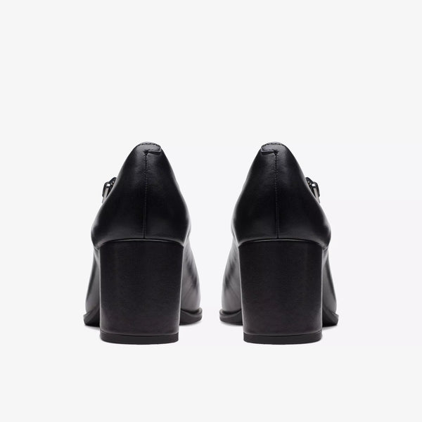 Clarks - Heeled Mary Janes in Black Leather