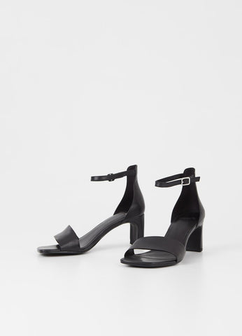 Vagabond - Heeled Sandal in Black Leather