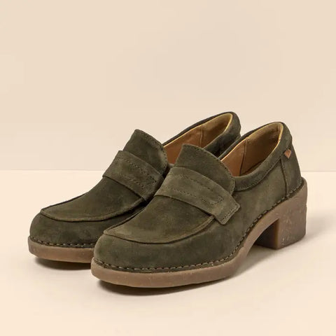 El Naturalista - Heeled Loafer in Forest Suede