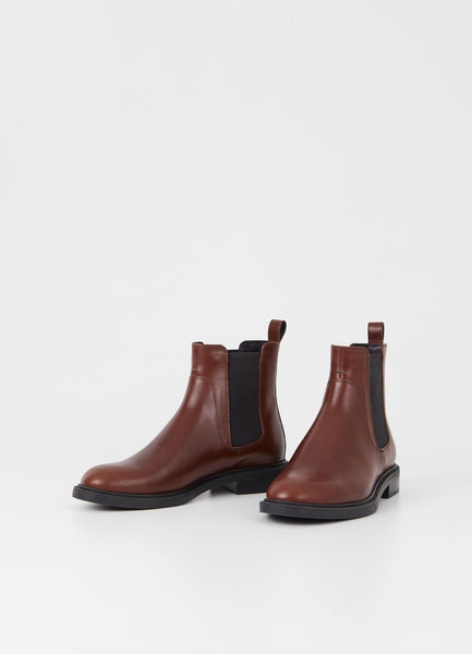 Vagabond - Chelsea Boot in Cognac Leather