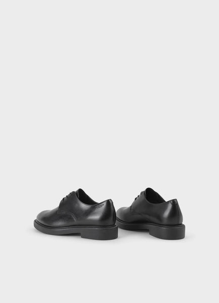 Vagabond - Oxford in Black Leather