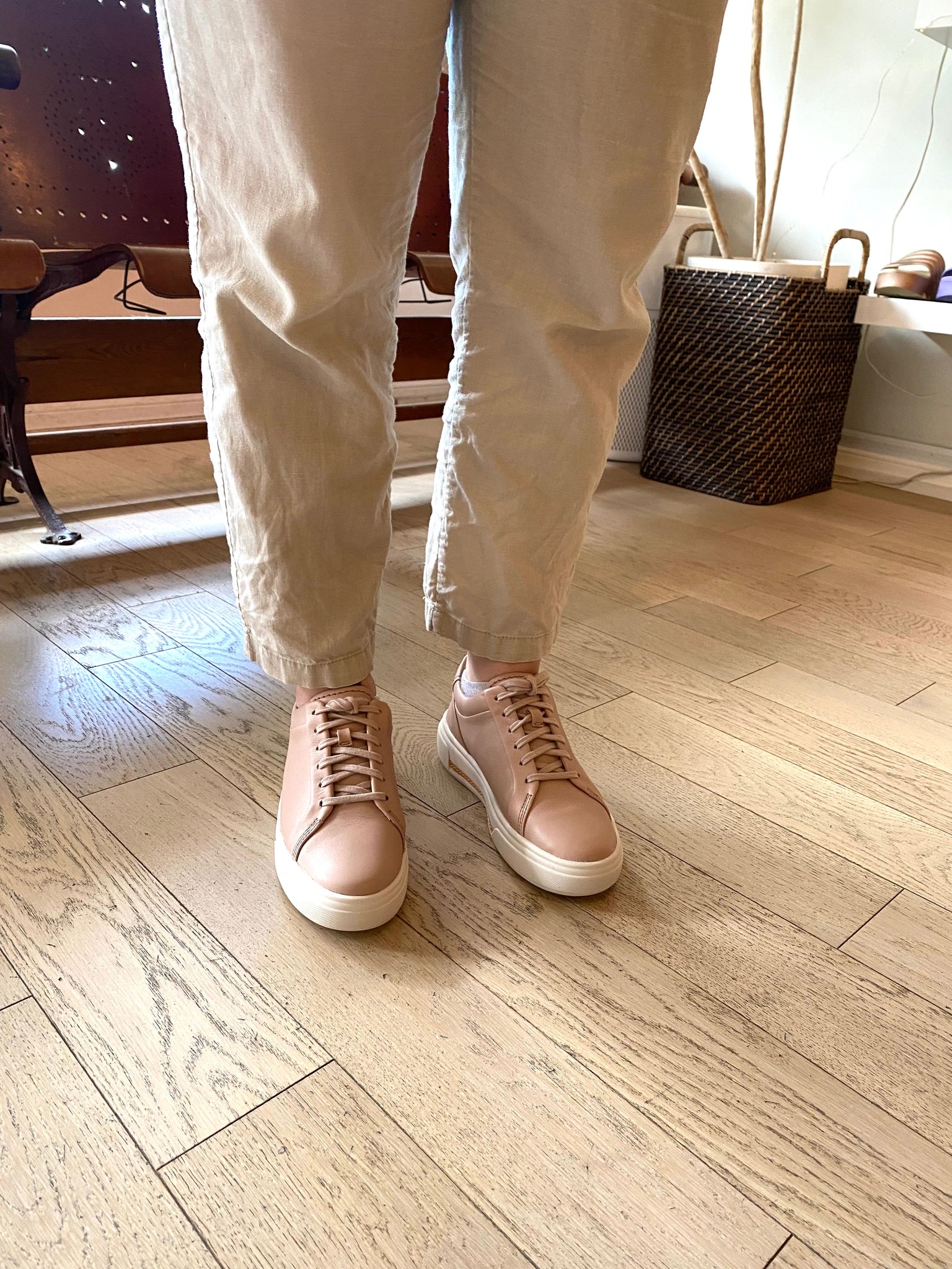 Clarks - Leather Sneaker in Rose
