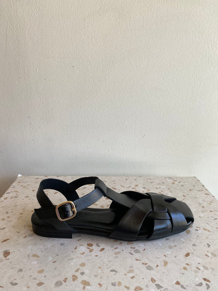 Ateliers - Fisherman Sandal in Black Leather