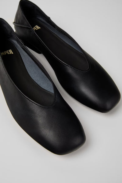 Camper - Ballerina Flat in Black Leather