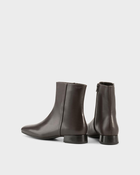 Vagabond Shoemakers - Glove Boot in Brown Leather