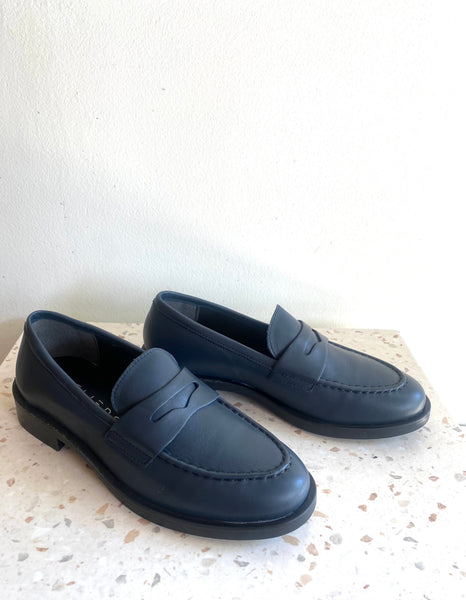 Ateliers - Dark Navy Leather Loafers