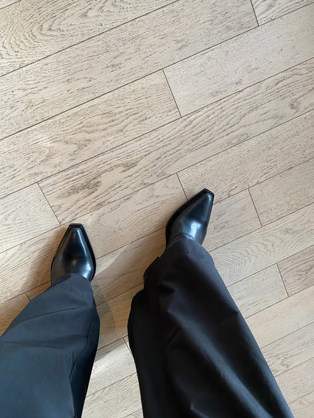 Vagabond Shoemakers - Pointed Mid Height Boot in Black Leather