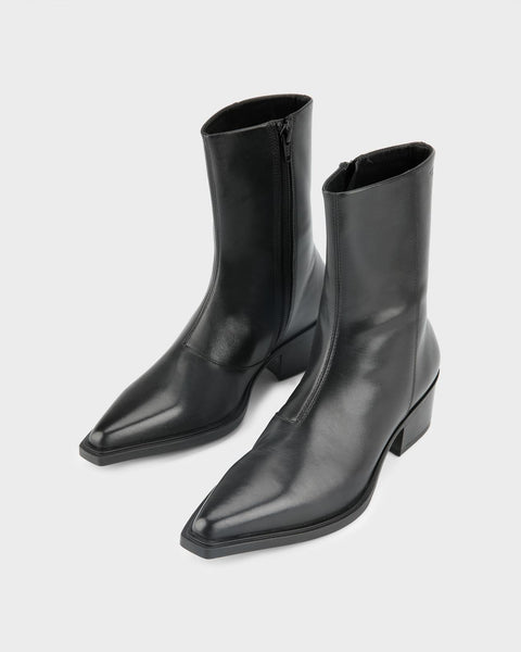 Vagabond Shoemakers - Pointed Mid Height Boot in Black Leather