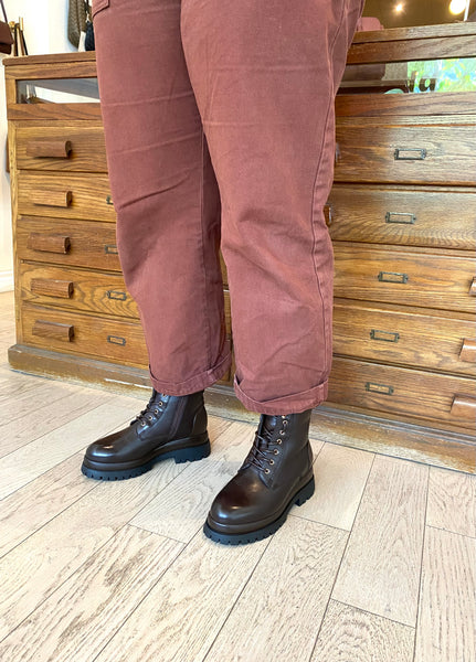 Ateliers - Lace-Up Boot in Dark Brown Leather
