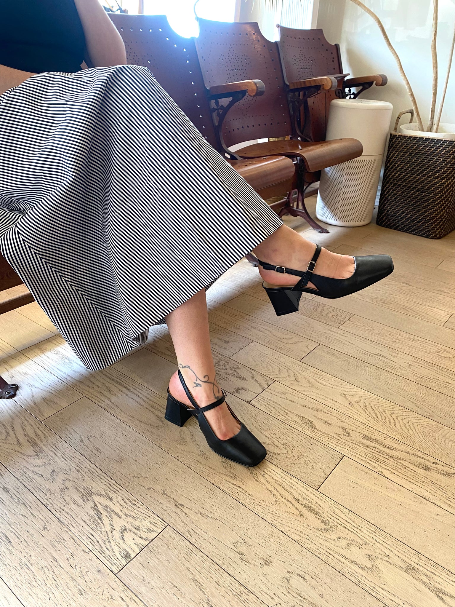Ateliers - Slingback Block Heel in Black Leather