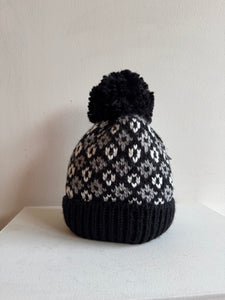 Bula - Cable Pom Hat in Black Pattern