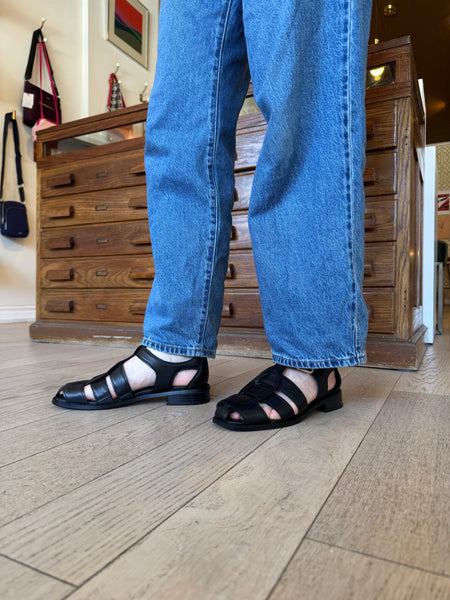 Clarks - Fisherman Sandal in Black