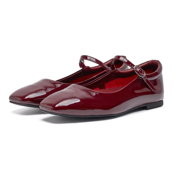 Woden - Mary Janes in Merlot Patent Leather