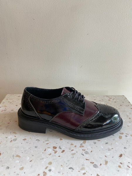 Ateliers - Two Tone Naplak Brogue in Black & Bordo