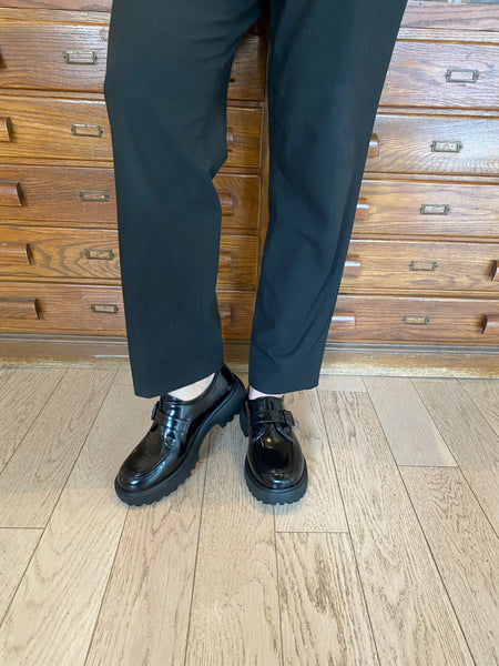 Woden - Monk Shoes in Black Polished Leather