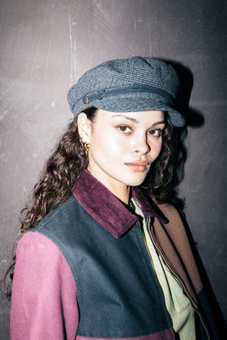 Brixton - Fiddler Cap in Grey Plaid