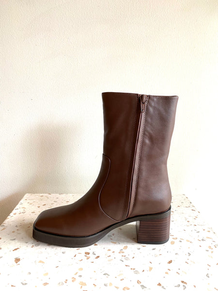 Intentionally Blank - Mid Height Boot in Chocolate Leather