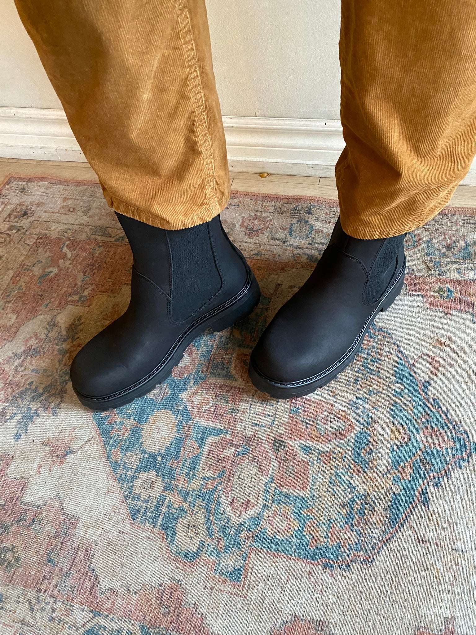 Vagabond Shoemakers - Water Resistant Warm Lined Nubuck Chelsea Boot