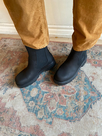 Vagabond Shoemakers - Water Resistant Warm Lined Nubuck Chelsea Boot