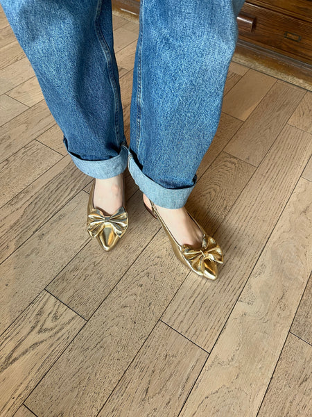 Ateliers - Slingback Flat with Bow in Gold Leather