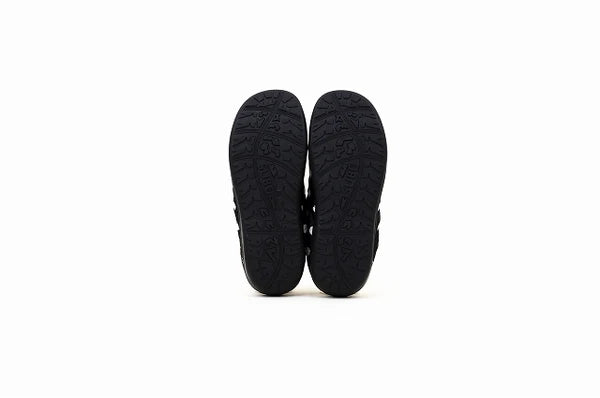 Subu - Slippers in B&W Polka Dots