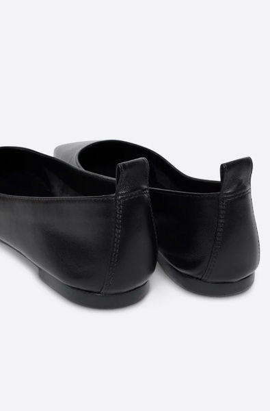 Intentionally Blank - Ballet Flat in Black Leather