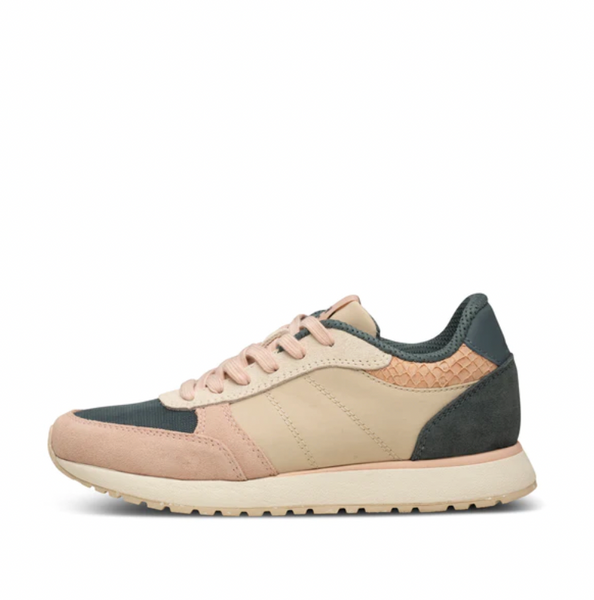 Woden - Sneakers in Pink & Blue