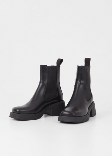 Vagabond - Platform Chelsea Boot in Black Leather