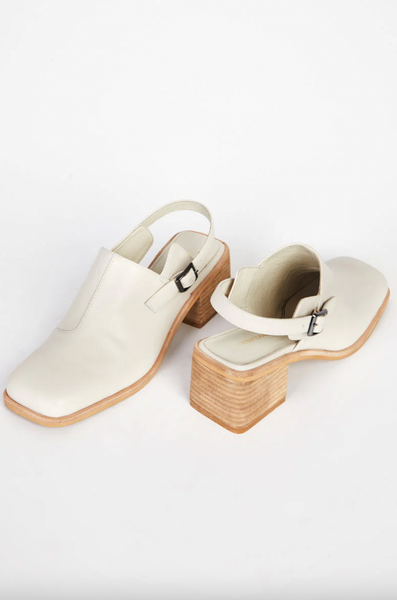 Intentionally Blank - Slingback Mule in Cream Leather
