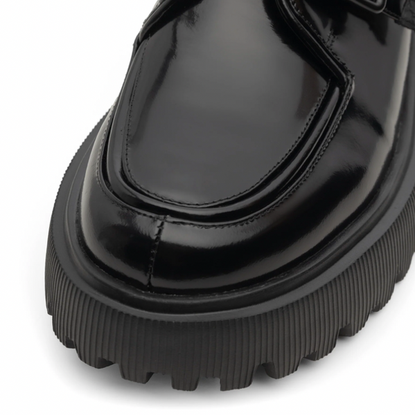 Woden - Monk Shoes in Black Polished Leather