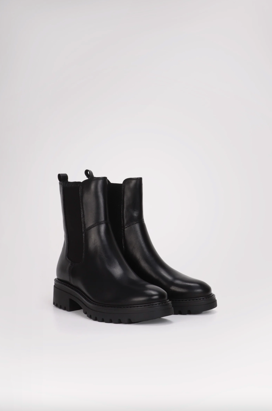 Pajar - Water Resistant Leather Chelsea Boot in Black