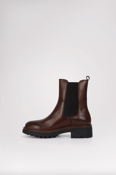 Pajar - Water Resistant Leather Chelsea Boot in Cognac