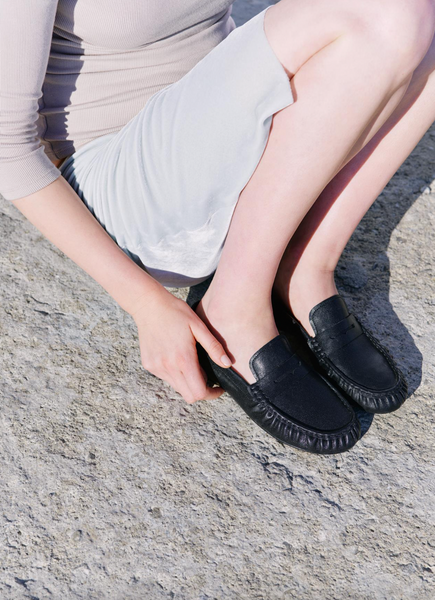 Vagabond Shoemakers -  Ruched Loafer in Black Leather