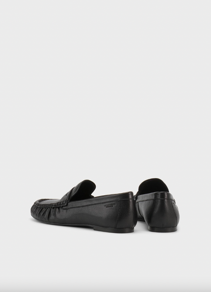 Vagabond Shoemakers -  Ruched Loafer in Black Leather