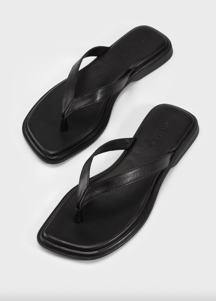 Vagabond Shoemakers - Black Leather Flip Flops