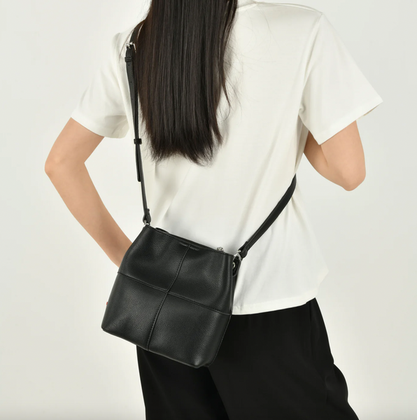 Co-Lab - Bucket Bag in Black