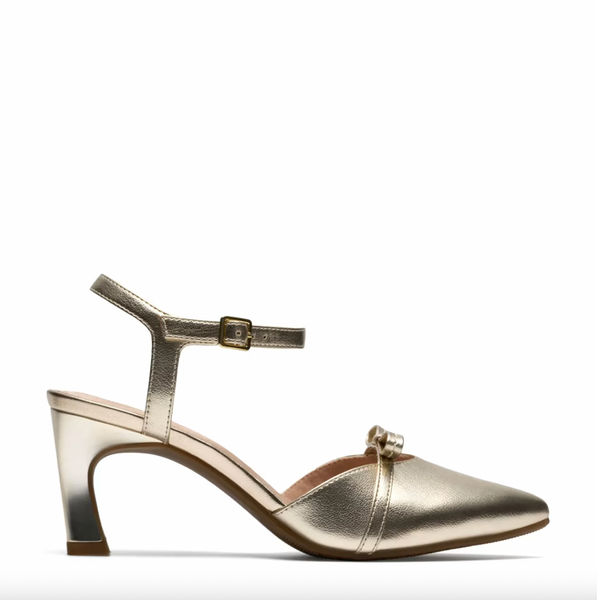 Clarks - Gold Closed Toe Heel
