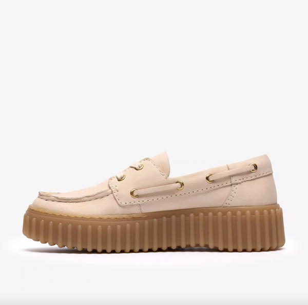 Clarks - Boat Shoe in Cream Nubuck