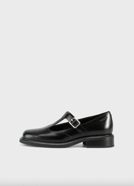 Vagabond Shoemakers -  T-Strap Mary Jane in Black Leather