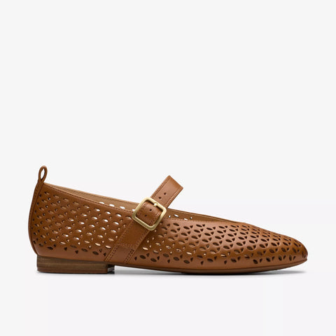Clarks - Perforated Mary Jane in Tan