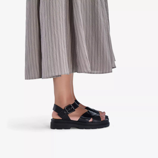 Clarks - Lug Sole Sandal in Black