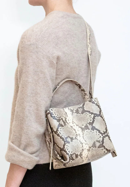 Hvisk - Molly Scaly bag in Ivory Snake Print