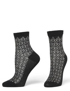 Hue - Pointelle Anklet Sock in Black