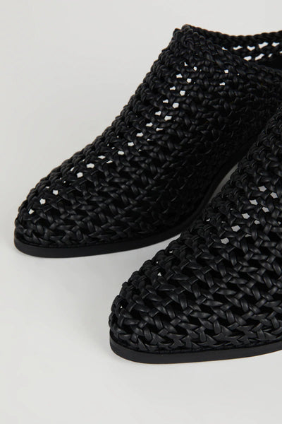 Intentionally Blank - Caps Woven Mule in Black