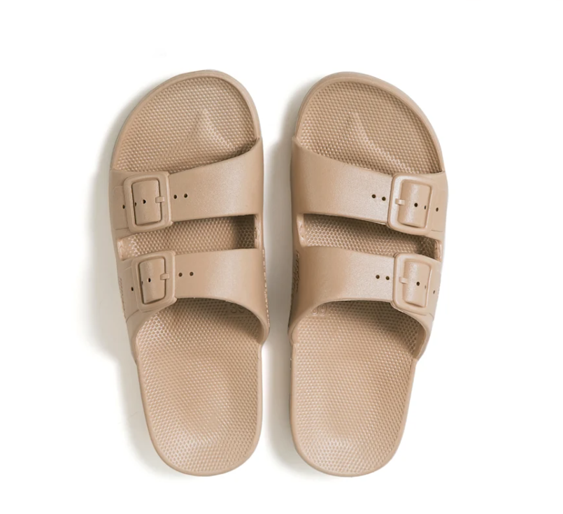 Freedom Moses - Sandals in Sands