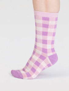 Thought - Organic Cotton Socks in Checkered Pink