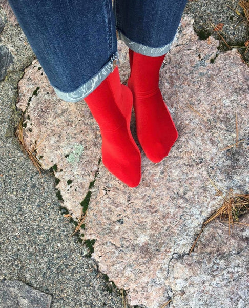 Simone Wild - Velvet Socks in Fire Red